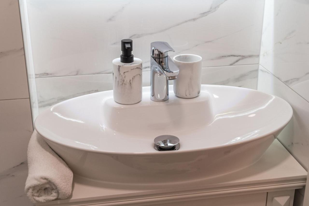 Rooms&Apartments Tomic ستون المظهر الخارجي الصورة