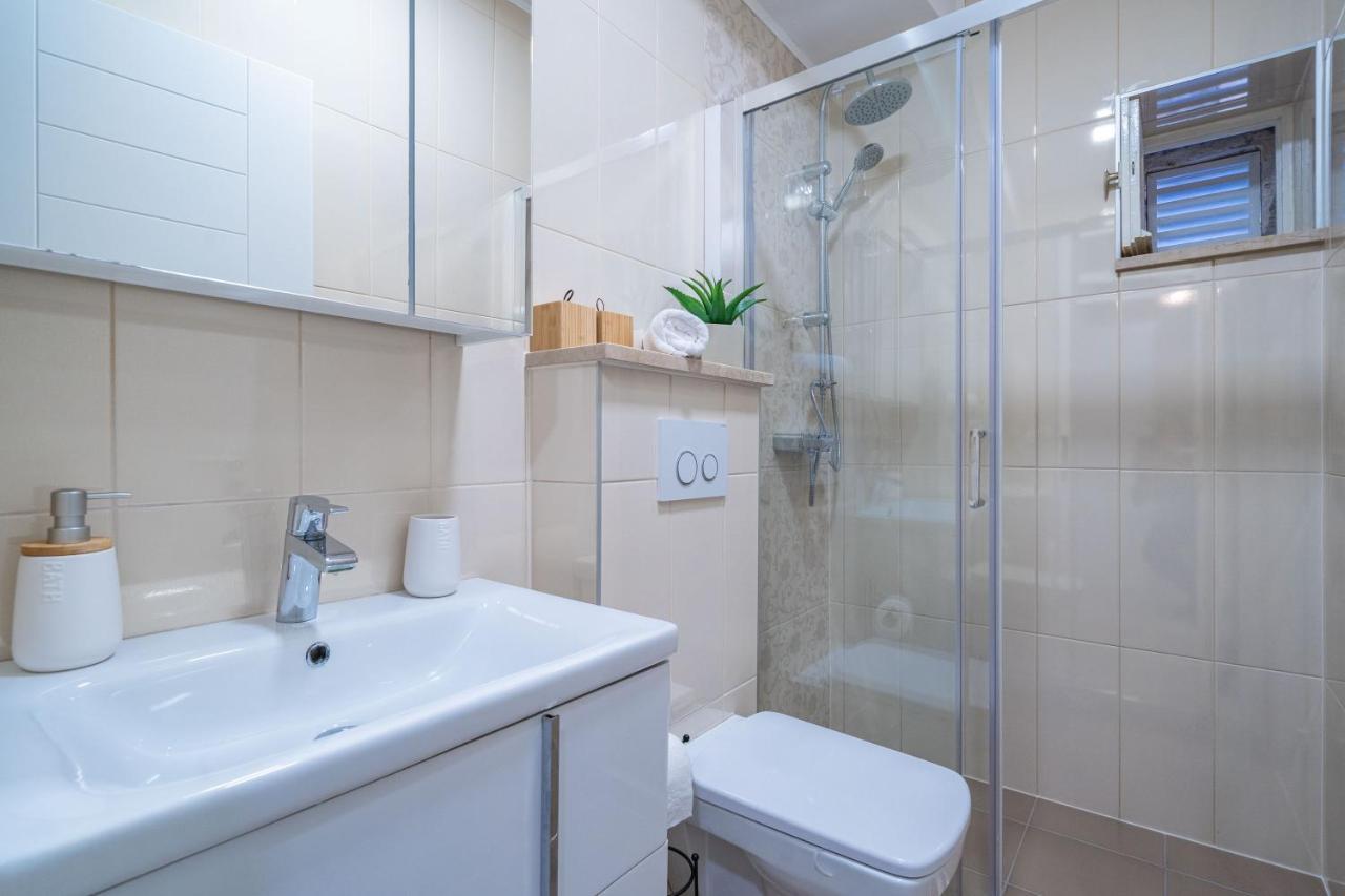 Rooms&Apartments Tomic ستون المظهر الخارجي الصورة