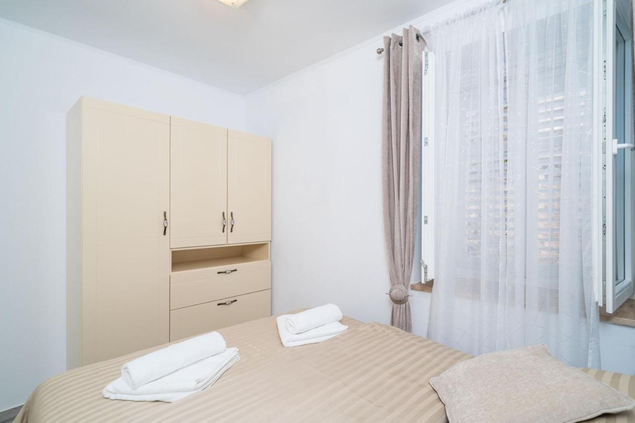 Rooms&Apartments Tomic ستون المظهر الخارجي الصورة